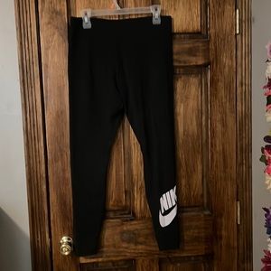 Women’s Nike Leggings
